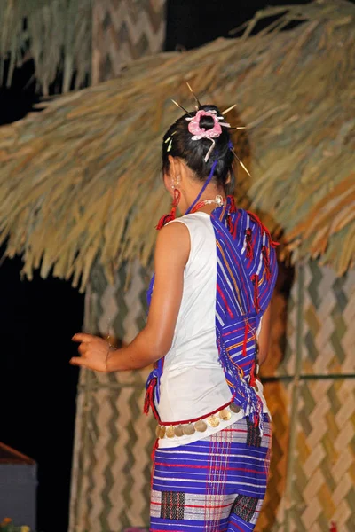 Tangsa Girls Interpretando Danza Namdapha Eco Cultural Festival Miao Arunachal — Foto de Stock