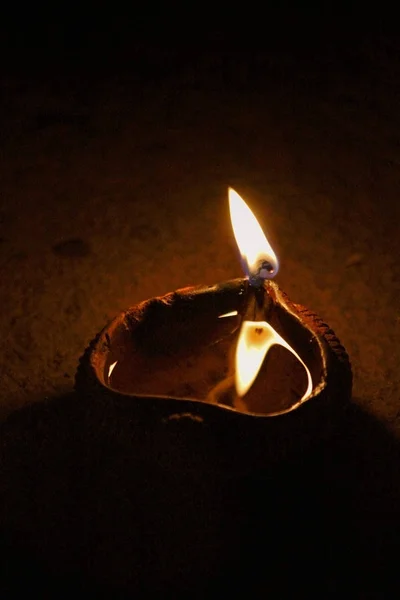 Llama, Diya tradicional, Maharashtra, India — Foto de Stock