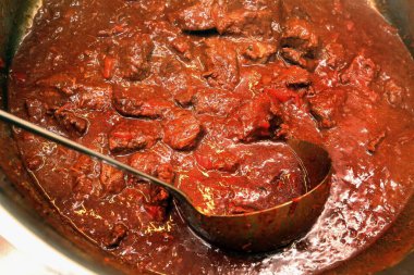 Gulaş, gulaş, yakın plan.