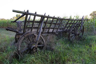 Eski ahşap araba, yakın plan.