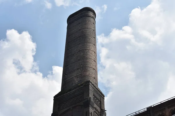 Baca dan Williamsburg, Brooklyn yeni Domino Park'ta bir eski terk edilmiş şeker Rafinerisi