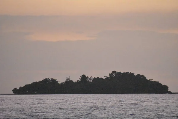 Uma Ilha Baía Pôr Sol — Fotografia de Stock