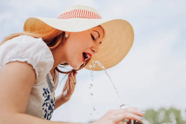 Girl Hat Emotions Drinking Water Street Fountain — Stock Photo, Image