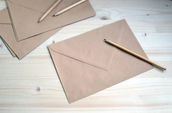 Envelope Marrom Kraft Para Trabalho Estudo Criatividade Com Objetos Inscrição — Fotografia de Stock