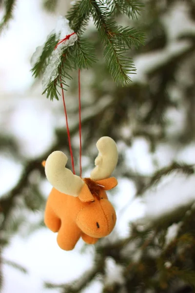 Decorações Natal Férias Feitas Mão Uma Árvore Natal Fora Neve — Fotografia de Stock