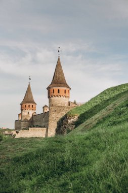 eski tarihi kale taş sur Ortaçağ