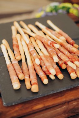 parti kurumsal gıda büfemez balık kanepeler