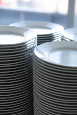 grup tabakları beyaz masa yemek restoran hizmet