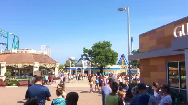 Sandusky Circa Juni 2018 Omkörningsfilen Område Cedar Point Nöjespark Entré — Stockvideo