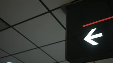 Kutsal kişilerin resmi vasıl Havaalanı Bagaj kamera tavalar iddia