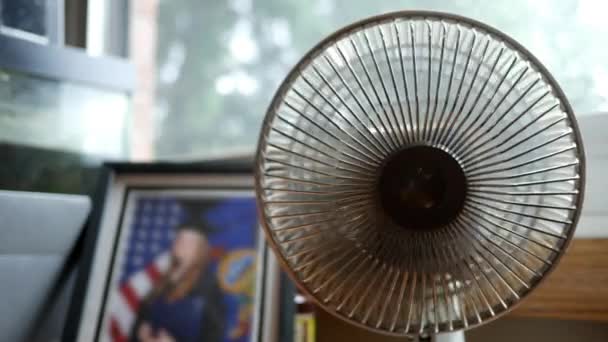 Close Desktop Fan Blowing Rotating Camera — Stock Video