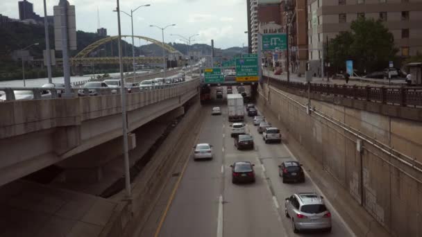 Pittsburgh Alrededor Del Agosto 2018 Timelapse Del Carril Salida Autopista — Vídeos de Stock