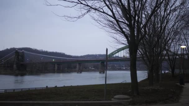 Wheeling Batı Virginia Tekerlekli Asma Köprü — Stok video