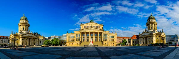 Gendarmenmarkt v Berlíně, Německo — Stock fotografie