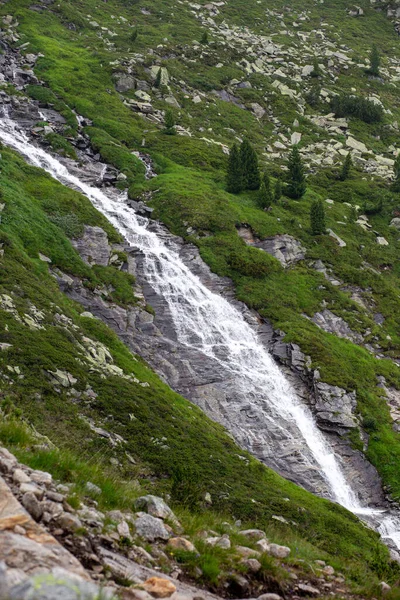 Cascada Pequeña Austria Roca Fresca —  Fotos de Stock