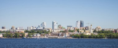 Samara, Rusya Volga Nehri setin. Panoramik şehir. Bir güneşli yaz gününde. 28 Haziran 2018