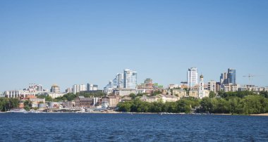Samara, Rusya Volga Nehri setin. Panoramik şehir. Bir güneşli yaz gününde. 28 Haziran 2018