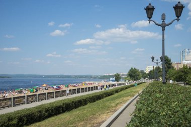 Samara, Rusya Volga Nehri set of panoramik görünümü. Bir güneşli yaz gününde. 30 Haziran 2018