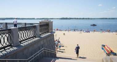 Samara, Rusya Volga Nehri set of panoramik görünümü. Bir güneşli yaz gününde. 30 Haziran 2018