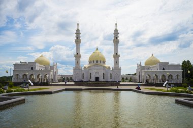 Bolgar Rusya Tataristan Cumhuriyeti içinde Müslüman beyaz Camii. Yaz günü. 7 Temmuz 2018