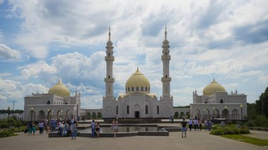 Bolgar Rusya Tataristan Cumhuriyeti içinde Müslüman beyaz Camii. Yaz günü. 7 Temmuz 2018