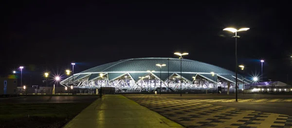 Samara Arena voetbalstadion. Samara - de stad waar het WK in Rusland in 2018. De avond van 2 augustus 2018 — Stockfoto