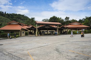 Phuket, Tayland için yılan çiftliği. Gün 16 Aralık 2018