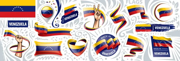 Serie vettoriale della bandiera nazionale del Venezuela in vari disegni creativi — Vettoriale Stock