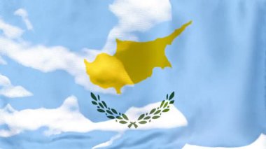Kıbrıs ulusal bayrağı rüzgarda dalgalanıyor