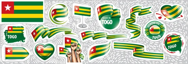 Vektor uppsättning av den nationella flaggan i Togo i olika kreativa mönster — Stock vektor