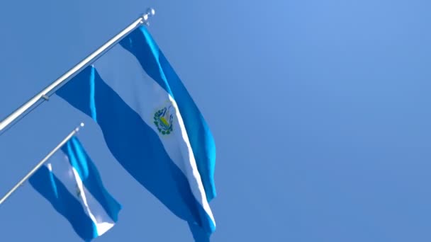 Η εθνική σημαία του Σαλβαδόρ κυματίζει στον άνεμο — Αρχείο Βίντεο