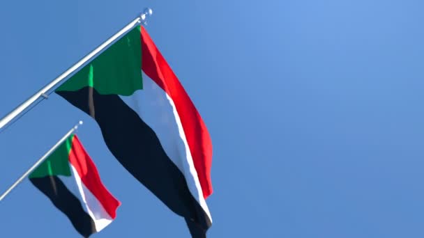 Η εθνική σημαία του Σουδάν κυματίζει στον άνεμο — Αρχείο Βίντεο