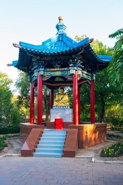 Elista, Rusya Federasyonu. Pagoda Park 