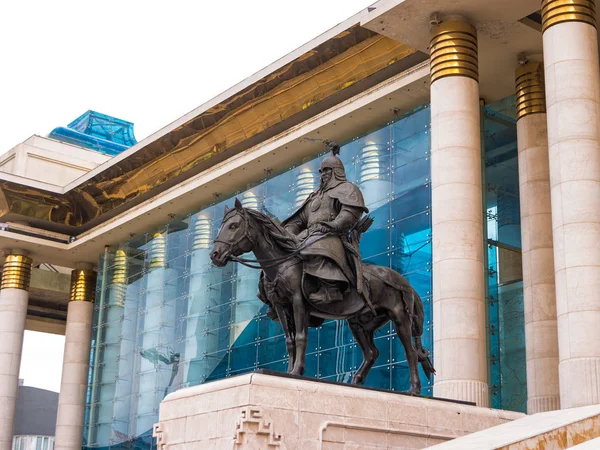 Ulaanbaatar Mongólia Agosto 2018 Estátua Boorchi Perto Museu História Estado — Fotografia de Stock