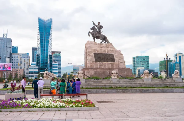 Ulaanbaatar Mongolei August 2018 Die Statue Des Mongolischen Revolutionshelden Sukhbaatar — Stockfoto
