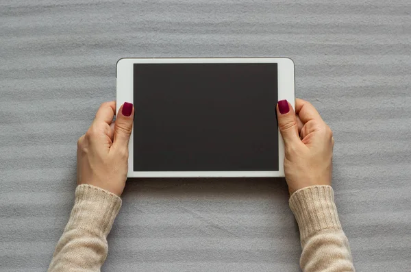 Woman Holding Tablet Lying Soft Blanket — Stock Photo, Image