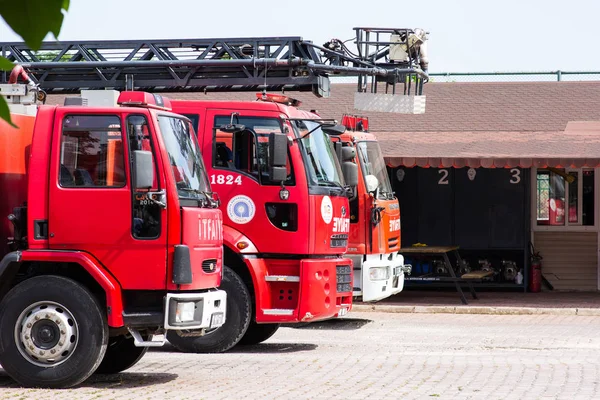 Antalya Turkey May 2018 Red Firetruck Rescue Ladder Standing Street — Stock Photo, Image