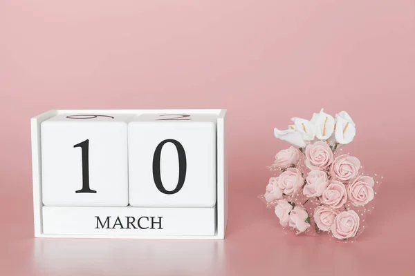 Március 10. Nap 10 hónap. Naptár kocka modern, rózsaszín háttérrel, fogalma Bussines és egy fontos esemény. — Stock Fotó