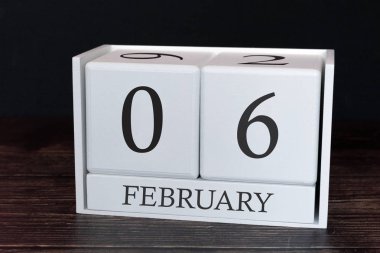 Şubat ayına ait iş takvimi, ayın 6. Planlayıcı düzenleyici tarih veya etkinlik programı kavramı.