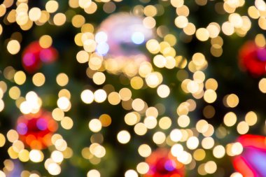 Bulanık bokeh ışık arka plan, Noel ve Yeni Yıl tatili arka plan. Kopya alanı ile renkli güzel bulanık bokeh arka plan. Tatil dokusu. Glitter çok renkli ışık lekeleri.