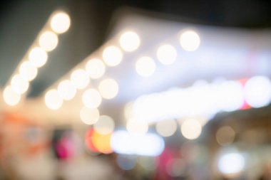 Bulanık bokeh ışık arka plan, Noel ve Yeni Yıl tatili arka plan. Kopya alanı ile renkli güzel bulanık bokeh arka plan. Tatil dokusu. Glitter çok renkli ışık lekeleri.