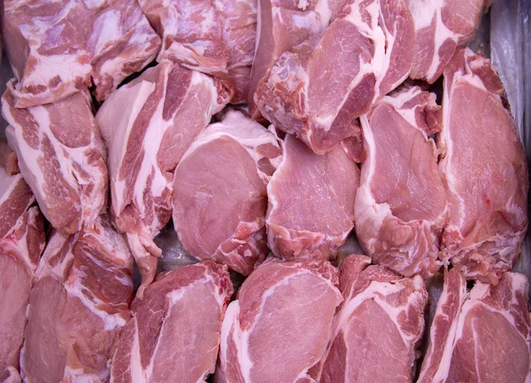 돼지고기 배경에 시장에서 요리에 신선한 고기입니다 돼지고기에는 돼지고기 Grinds — 스톡 사진