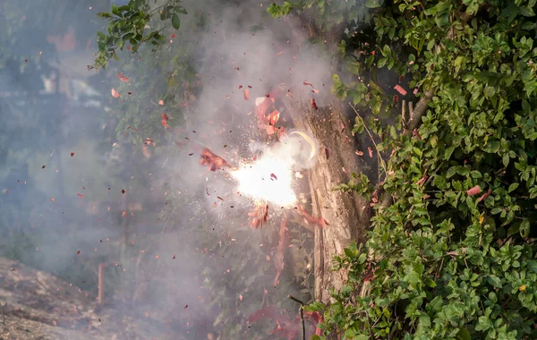 Belysning Fyrverkerier Och Kex Explosionen Tomtebloss — Stockfoto