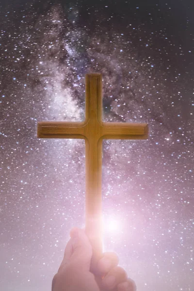 Personne Mains Palme Pour Tenir Sainte Croix Crucifix Pour Adorer — Photo