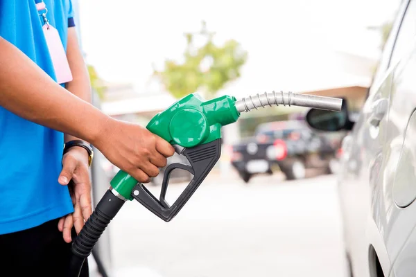 Man Refill Filling Oil Gas Combustible Gasolina Gasolinera Repostaje Llenar — Foto de Stock