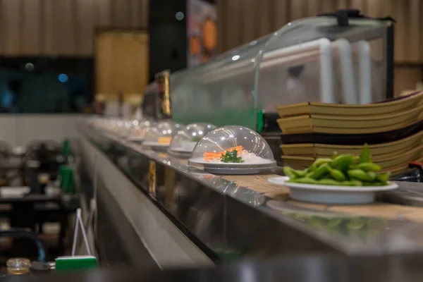 Japan Restaurant Sushi Conveyor Belt Buffet Belt Sushi Japan Restaurant — Stock Photo, Image