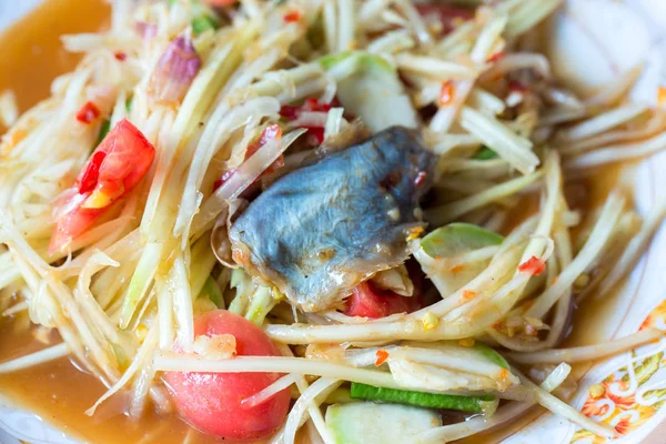 Papaya Sallad Som Sätter Inlagd Fisk Och Långa Bönor Papaya — Stockfoto