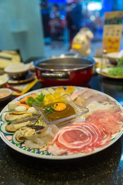 Сукіякі Японські Страви Шабу Шабу Sukiyaki Fresh Beef Нарізки Свинини — стокове фото