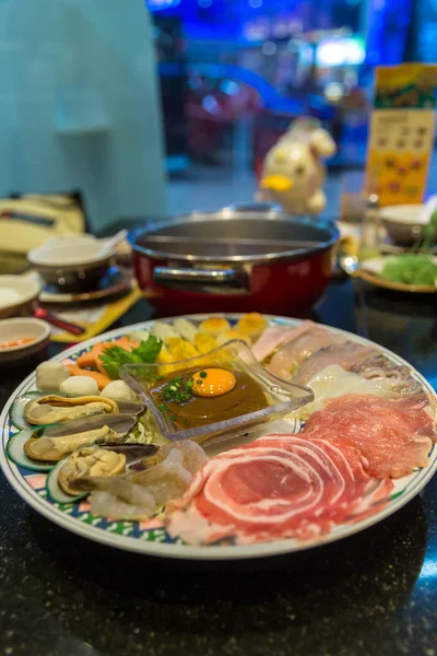 Sukiyaki Japońskie Jedzenie Shabu Shabu Sukiyaki Fresh Beef Wieprzowina Plastry — Zdjęcie stockowe