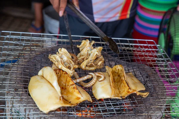 Sepia Parrilla Una Estufa Carbón Calamar Parrilla Muy Sabroso Puede — Foto de Stock